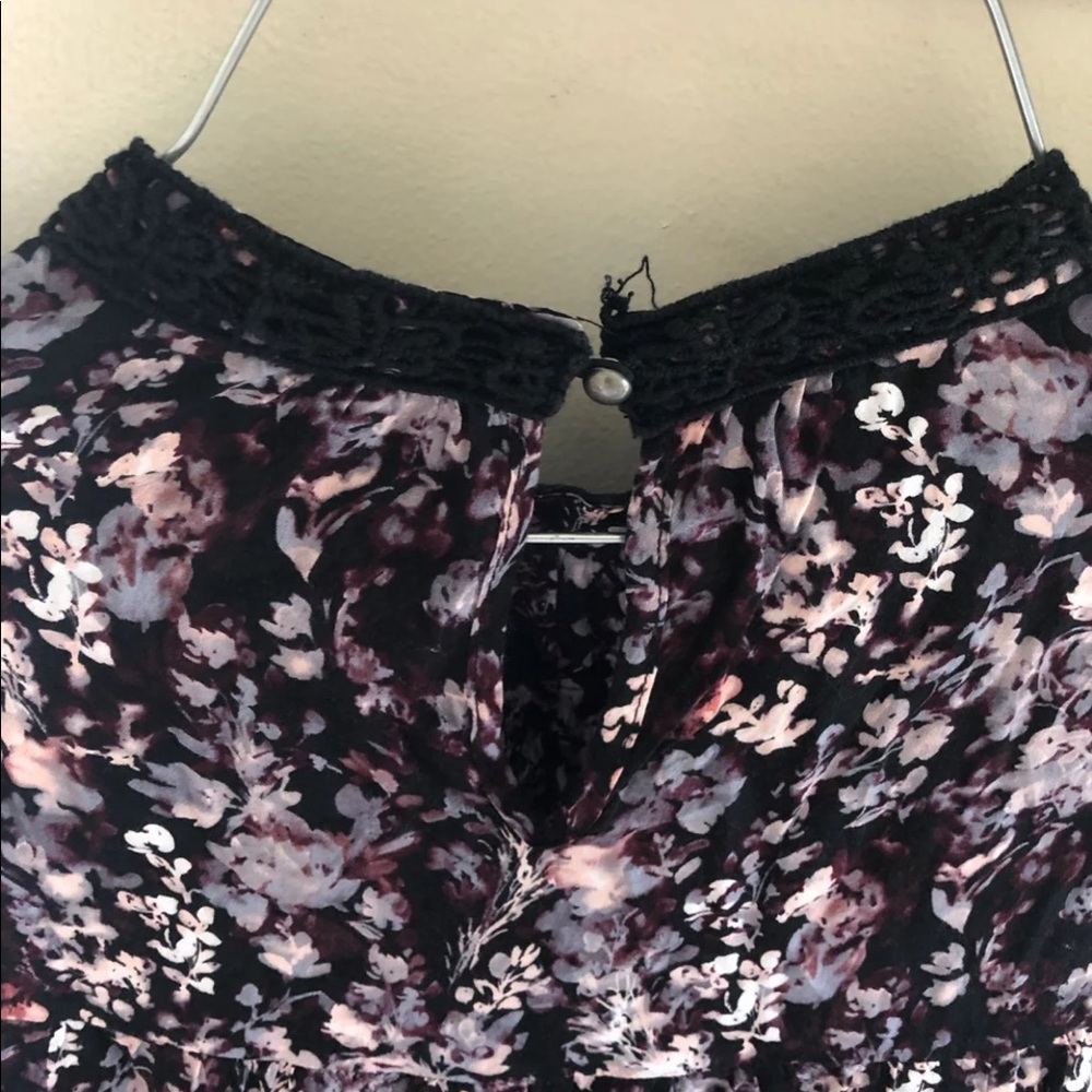 Floral blouse - Picture 4 of 5